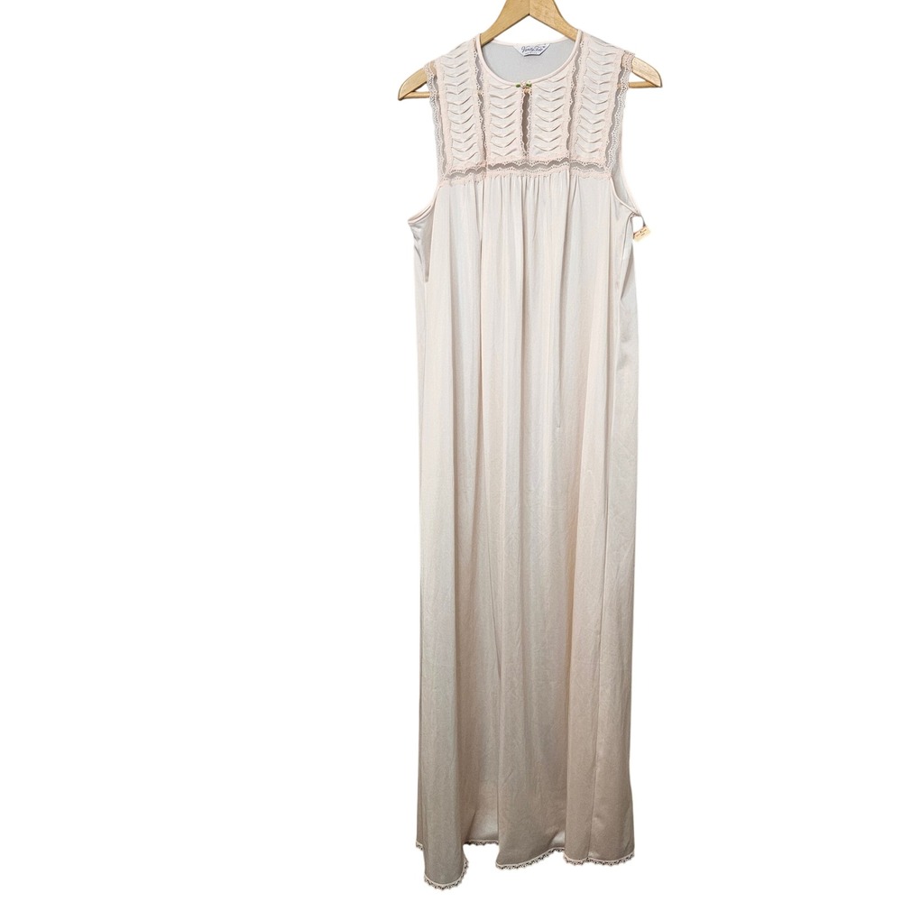 Vtg Vanity Fair Pink Lace Pleated Maxi Nightgown NWT 70s USA Made Medium